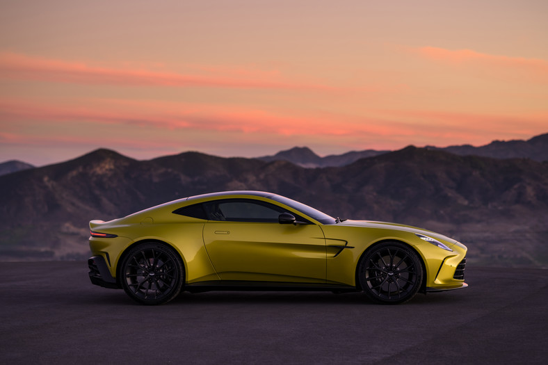 Aston Martin Vantage 2024