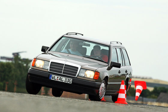 Mercedes W124,Opel Omega i Volvo 240: kombi marzeń sprzed lat!