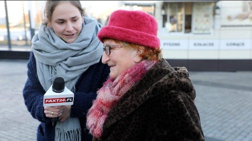 Czy Polacy przyjmują księdza po kolędzie? Ile pieniędzy dają?