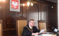 Sąd stanął po stronie wojewody: Radni nie mieli kompetencji do podjęcia uchwały wspierającej TK