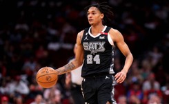 Liga NBA. 19 punktów Sochana, wygrana Spurs