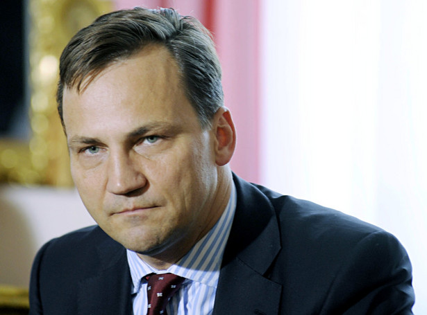 Sikorski pije kawę za 8 tysięcy złotych