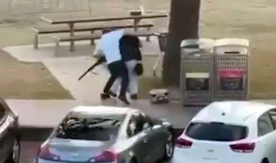 Pucnjava na plaži Bondi Sidnej 14. decembar