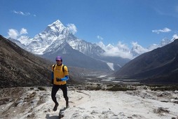 Robert Celiński Nepal maraton bieganie