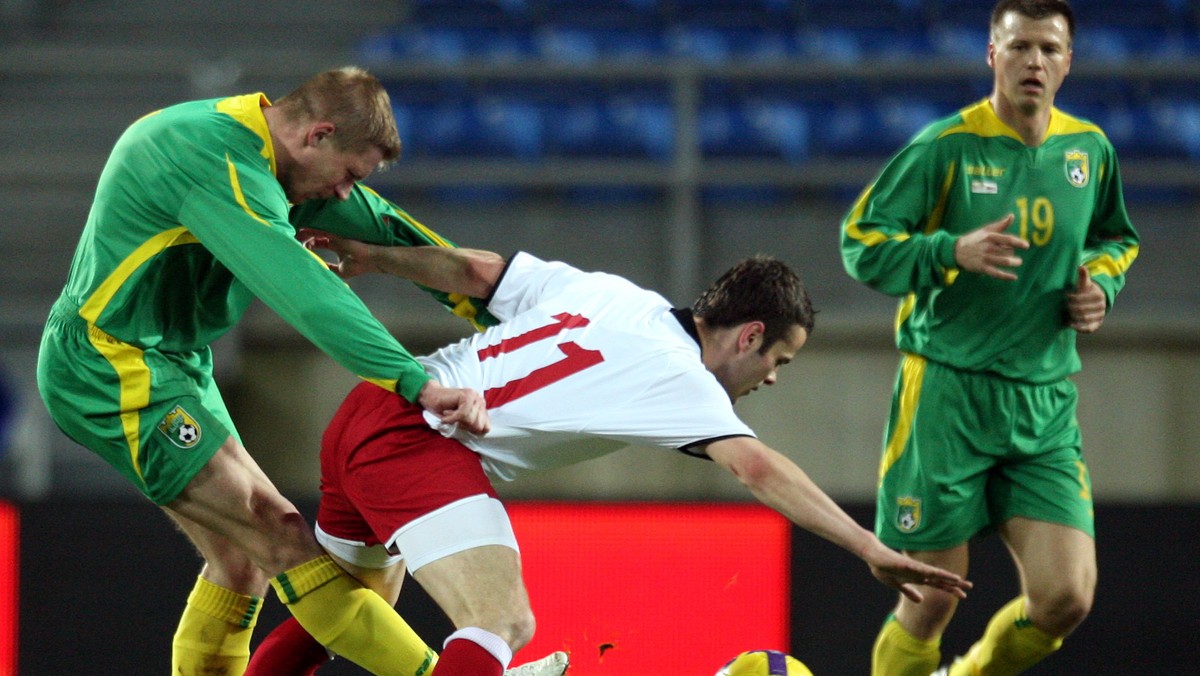 Paweł Brożek, napastnik Wisły Kraków i reprezentacji Polski, podjął już decyzję, co do swojej przyszłości. Zawodnik, zdaniem "Sportu", opuści klub przy Reymonta latem - bez względu na to, na którym miejscu "Biała Gwiazda" ukończy rozgrywki.