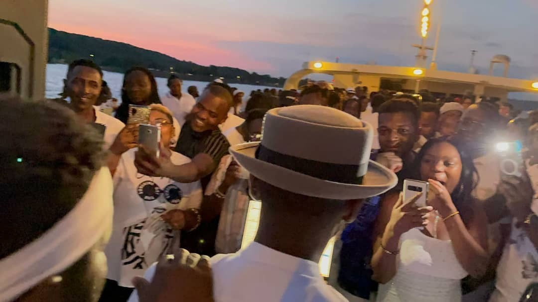 US based Kenyan DJ Shinski proposes to his longtime girlfriend DJ Mochi (Photos)