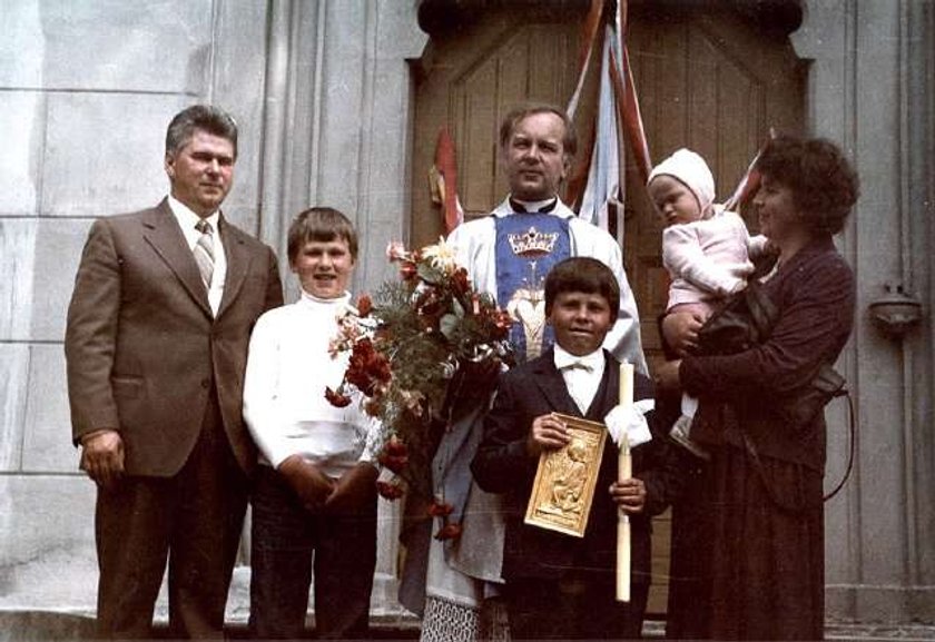 Leszek Miller też był u komunii! Zobacz zdjęcia!