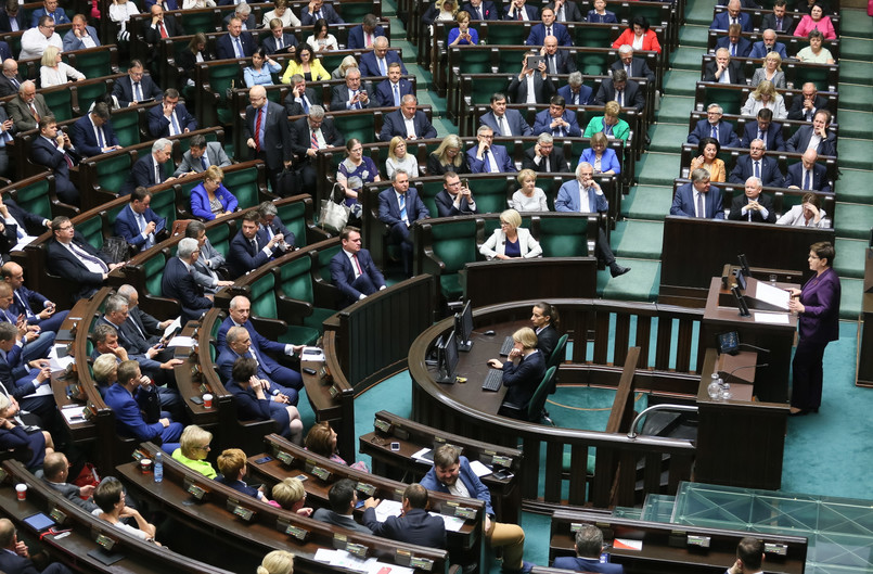 Obrady Sejmu. Debata nad wnioskiem o odwołanie ministra Błaszczaka