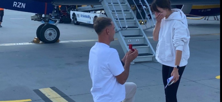 Zaskakujące wydarzenie na lotnisku. Zdjęcie hitem w sieci, komentują linie lotnicze