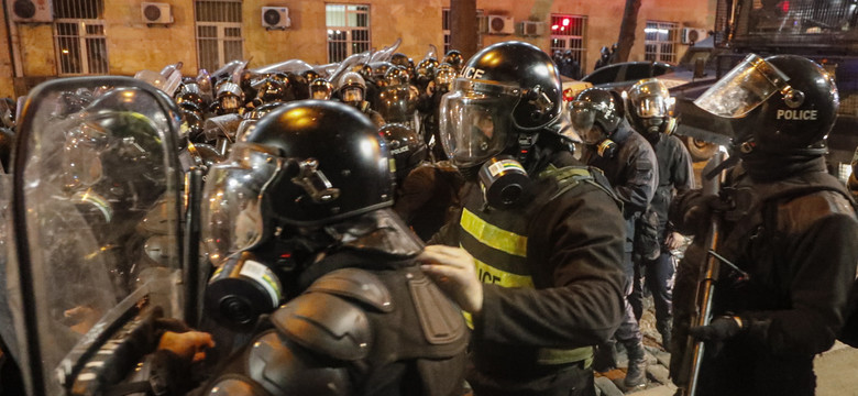 Policja w Tbilisi usunęła protestujących z alei Rustawelego