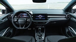 nowa skoda już na rynku. ma silnik 1.5, jest szybka i wygodna. cena?