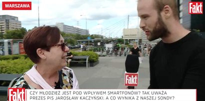 "To nie jest problem pana Kaczyńskiego". Polacy odpowiadają prezesowi PiS na słowa o smartfonach [SONDA]