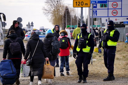 Tymczasowa ochrona dla Ukraińców na terenie Unii Europejskiej. Dostaną szereg praw