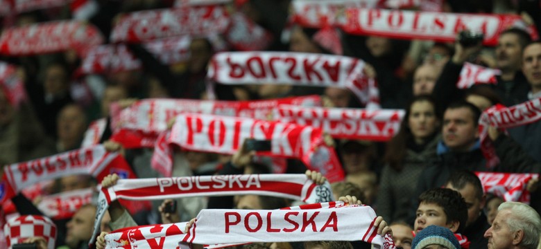 W czasie meczu z Anglią kibice na stadionie mają zrobić żywą flagę