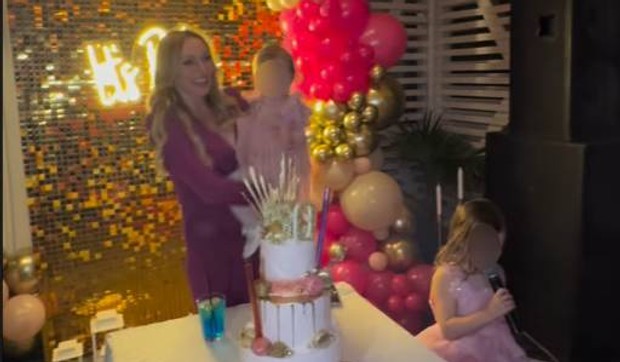 Anabela Atijas slavi 50. rođendan