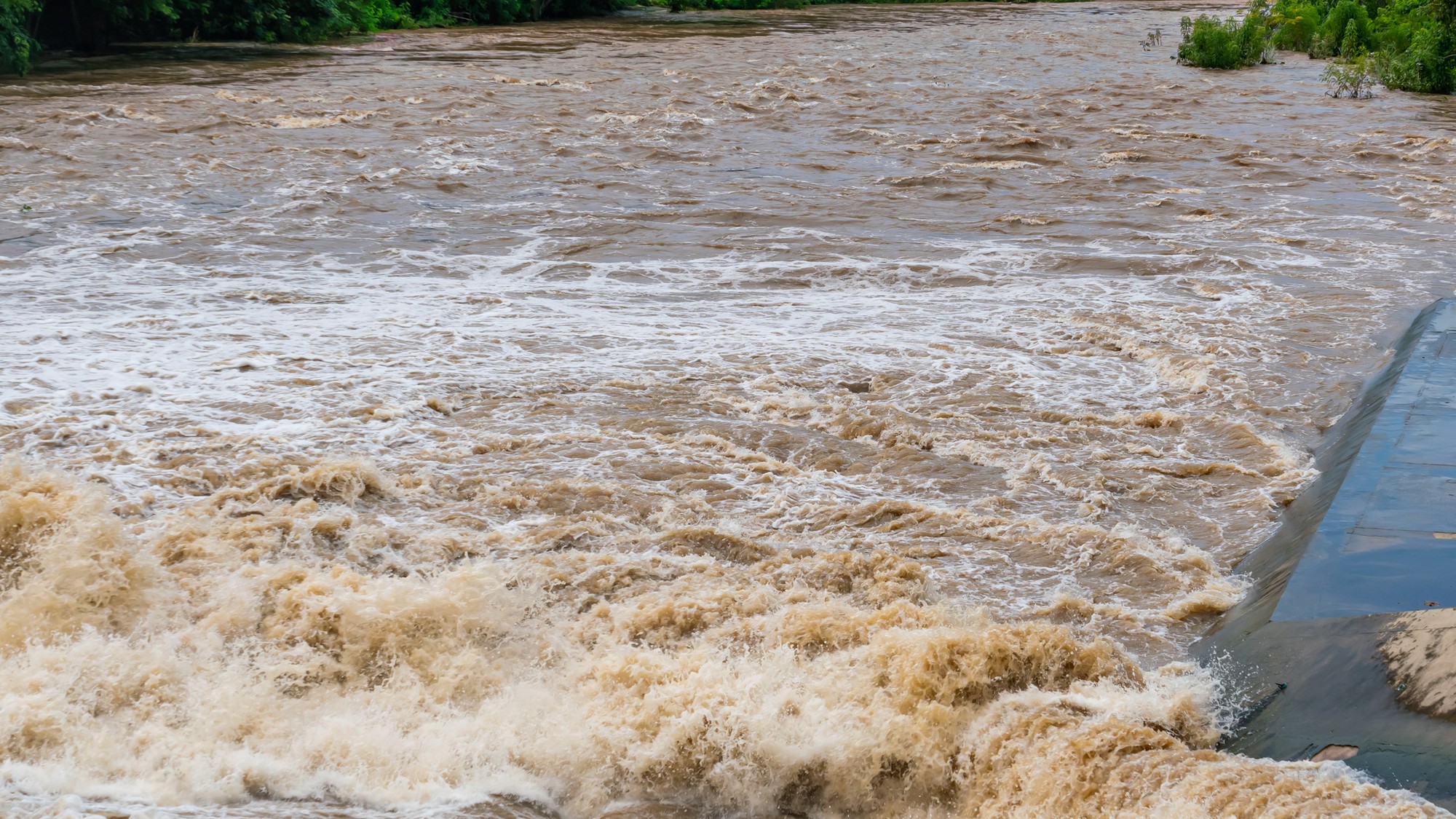 Mnohé časti krajiny sužujú tlakové níže a intenzívne dažde. (ilustračné foto)