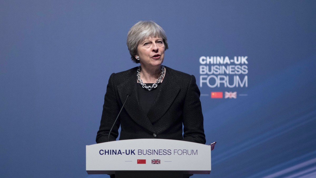 Premier Wielkiej Brytanii Theresa May zakończyła dziś trzydniową wizytę w Chinach, podczas której zawarto umowy biznesowe warte ponad 9,3 mld funtów. May rozmawiała w Pekinie m.in. o sytuacji w Hongkongu i Korei Północnej.