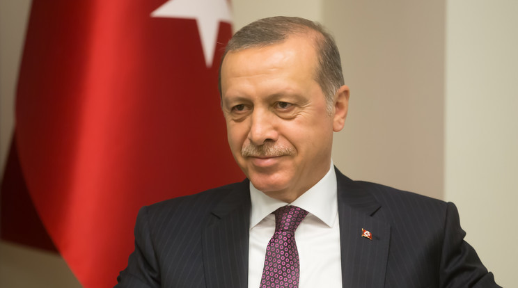 Erdogan éjjeli beszédében már a győzelemről beszélt/ Fotó: Northfoto