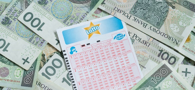 Wielka wygrana w Lotto. Kumulacja rozbita. Szczęśliwiec zgarnia ponad 30 milionów złotych