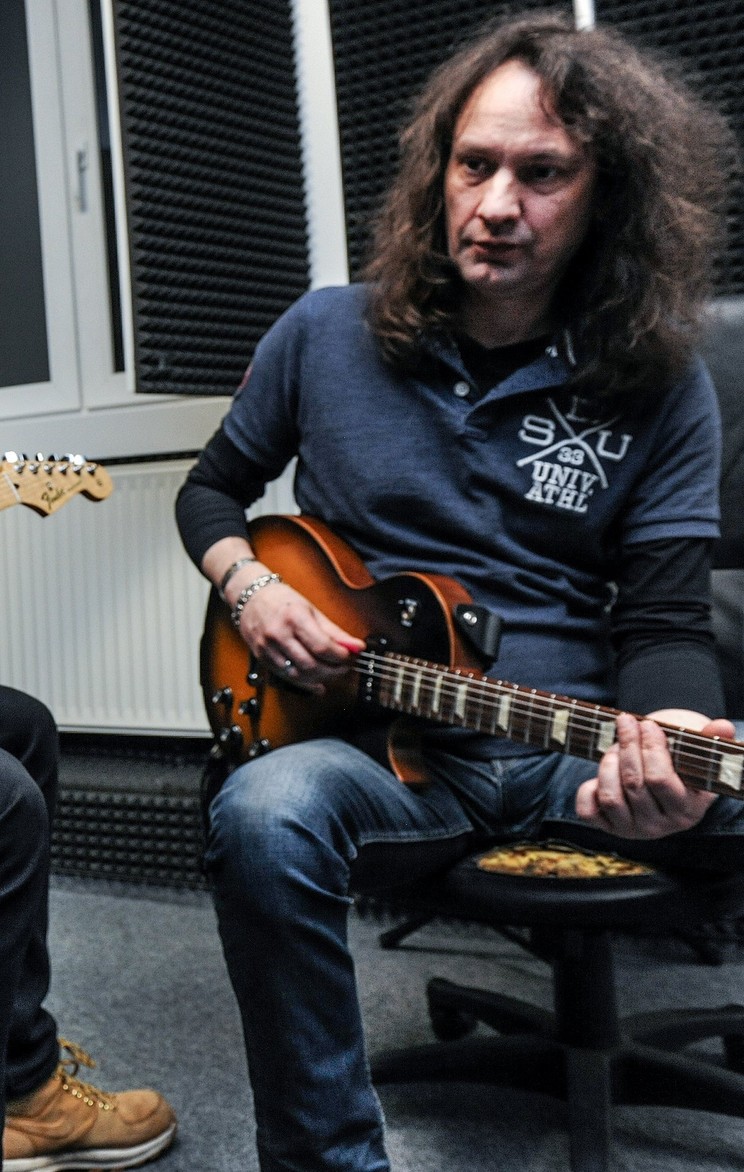 Maróthy Zoltán gitáros az Omega Testamentum egyik tagja /Fotó:  MTVA - Bizományosi Oláh Tibor