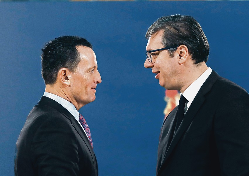 Grenel je insistirao da priština ukine takse bez reciprociteta, što je Vučić  navodio kao ključan uslov za nastavak dijaloga Beograda i Prištine o rešavanju problema Kosova