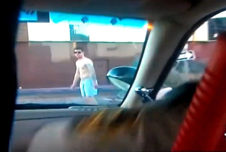 Stiven u potrazi za hotelom