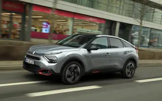 Komfort z najwyższej półki – testujemy nowego Citroena C4