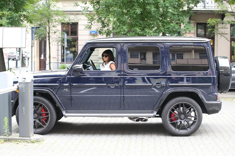 Anna Lewandowska w mercedesie AMG G63