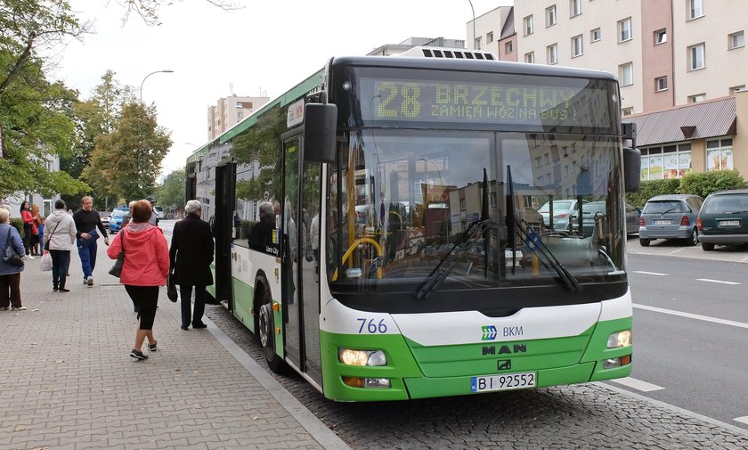 Dziecko apeluje: oddaj mój flet złodziejko!