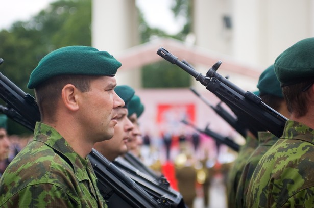 Litwa przywraca zasadniczą służbę wojskową. Decyzja w trybie pilnym