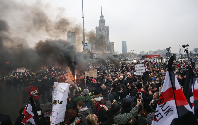 Czarny Piątek w Warszawie