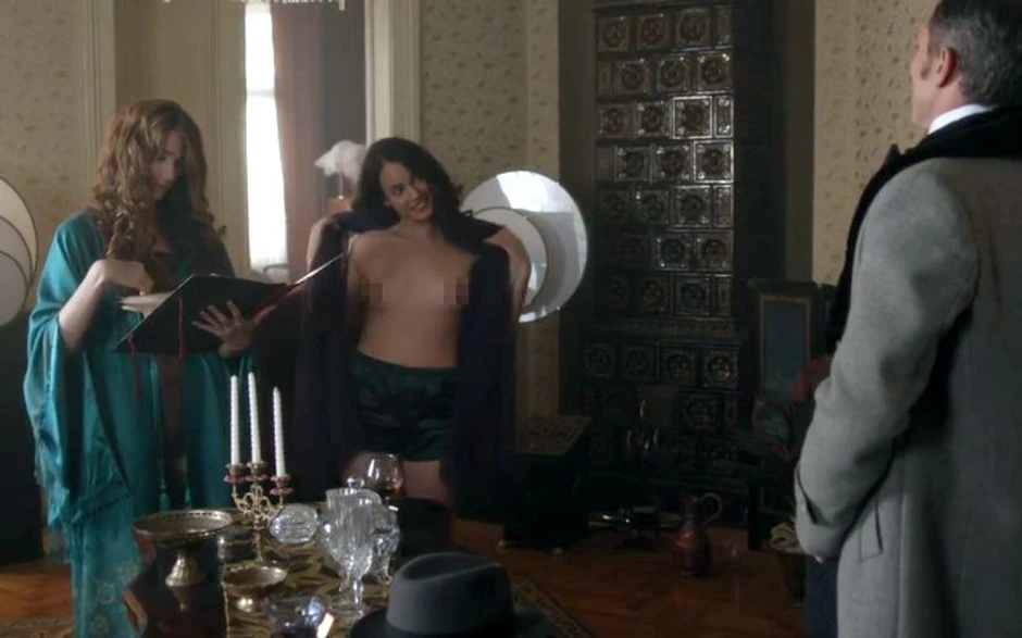 Marina u sceni sa Marijom Bergam i Milošem Timotijevićem