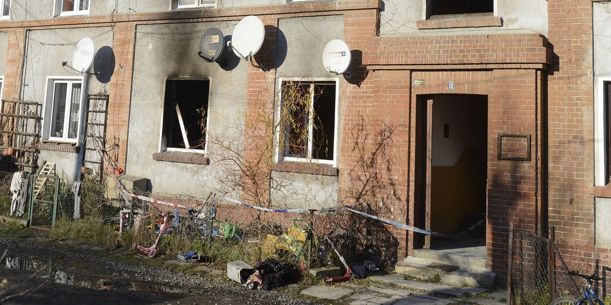 Tragiczny pożar w Piechowicach, zginęła trójka dzieci