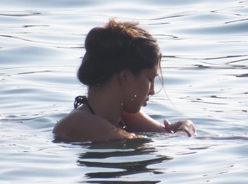 Đina Džinović je na Melininom venčanju bila kao srpska Kajli Džener, a evo kako je izgledala pre svih operacija! (Foto)