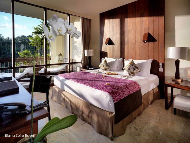 3. miejsce: Komaneka at Bisma Ubud, Bali, Indonezja.
“Komaneka at Bisma to naprawdę wyjątkowe miejsce. Widoki wprost zapierają dech w piersiach, zachwyca też sam hotel. Obsługa jest bardzo uprzejma i pomocna w każdej sytuacji.”