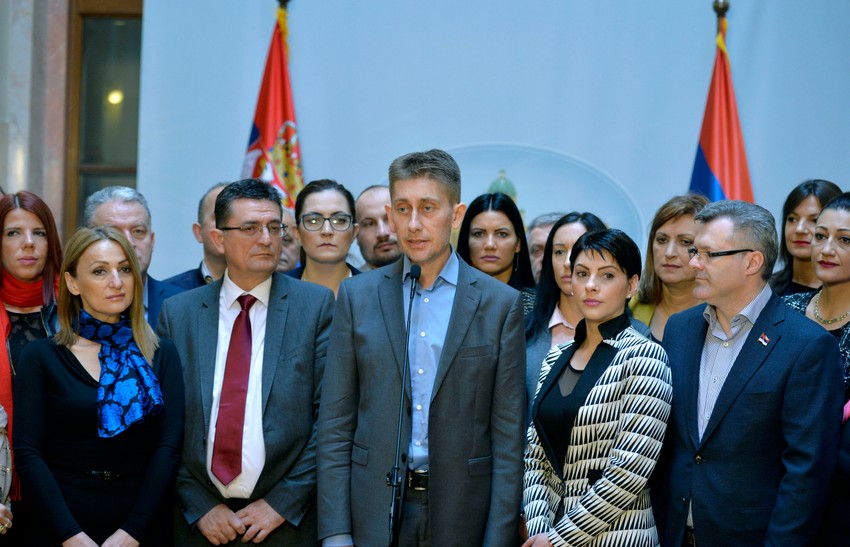 Kolektivni nastup na konferenciji za medije SNS-a