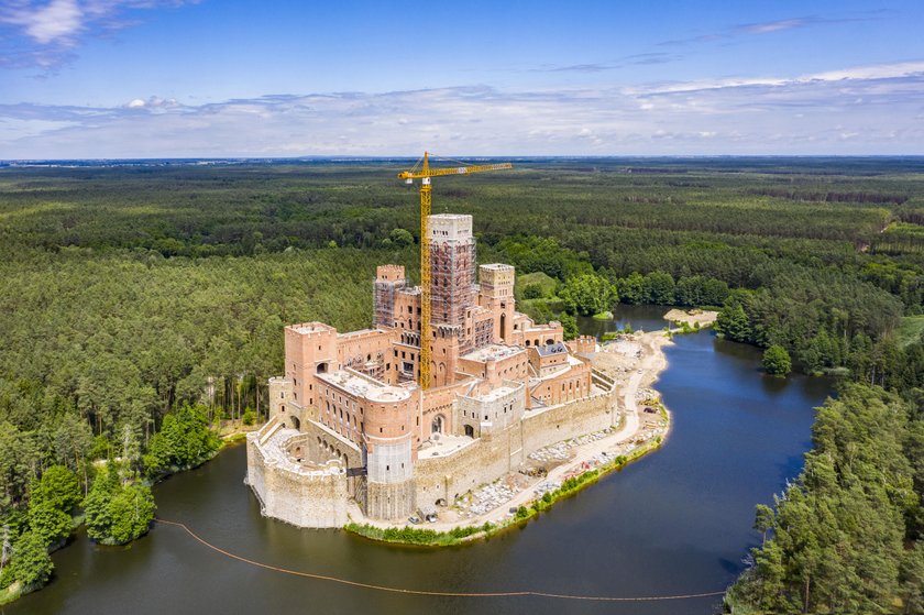 Przedłużenie postępowania w sprawie zamku w Stobnicy