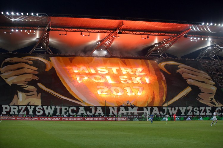 Oprawa na stadionie Legii Warszawa