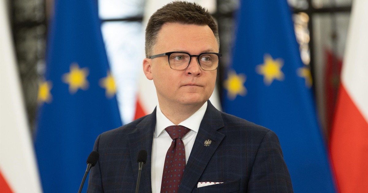 Ostatnia szansa Hołowni. Więcej "kół ratunkowych" i "trampolin" nie będzie