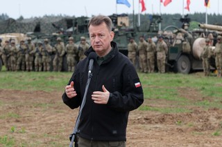 Szef MON: Do Polski przybył włoski niszczyciel rakietowy, który wzmocni obronę wybrzeża