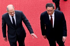 Premier Chin z wizytą w Berlinie. 'W przypadku wstrząsów niemiecka gospodarka byłaby poważnie zagrożona'