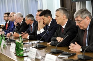 PO, Nowoczesna i PSL: Trzeba przeciwdziałać ograniczaniu samorządności