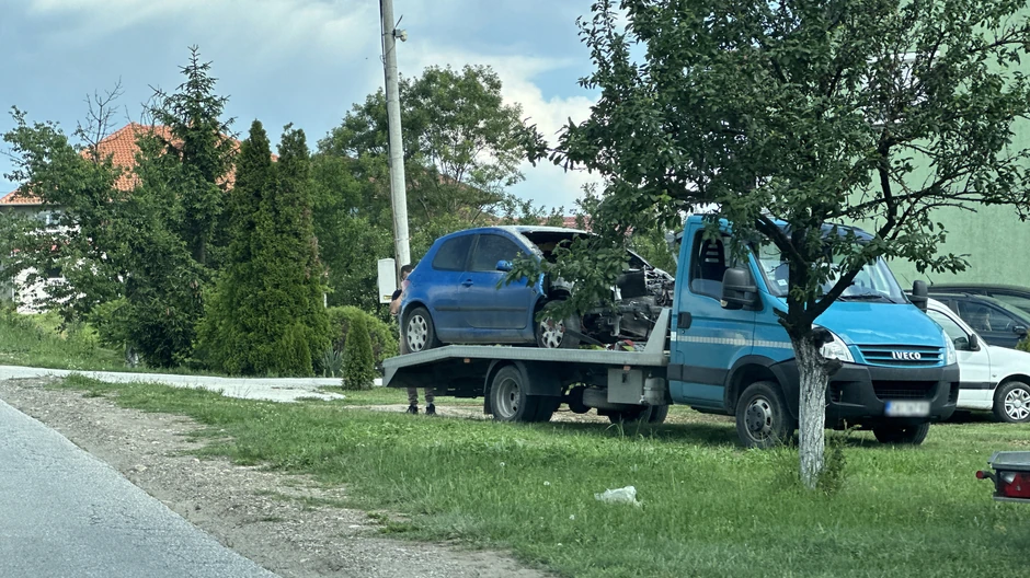 Zapalio se auto u mestu Baluga kod Čačka