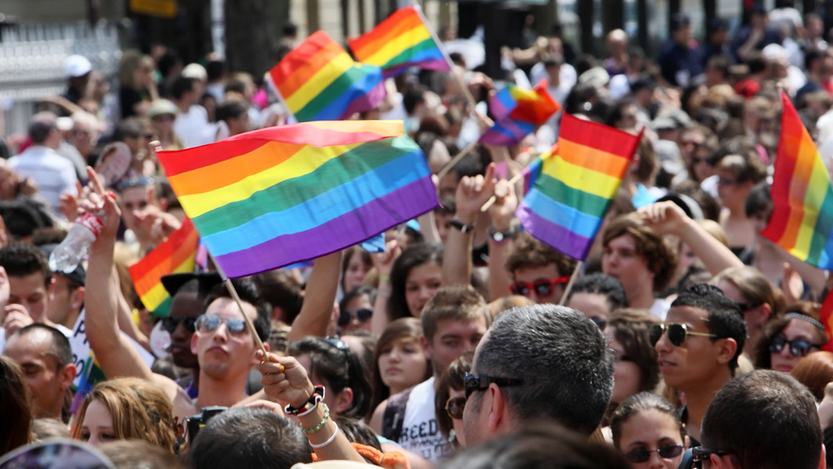 Malta jako pierwszy kraj w Europie całkowicie delegalizuje terapię konwersyjną oraz jakiekolwiek próby "leczenia" osób o odmiennej niż heteroseksualna orientacji - informuje "The Guardian".