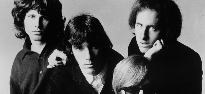 Muzycy The Doors z producentem Korna