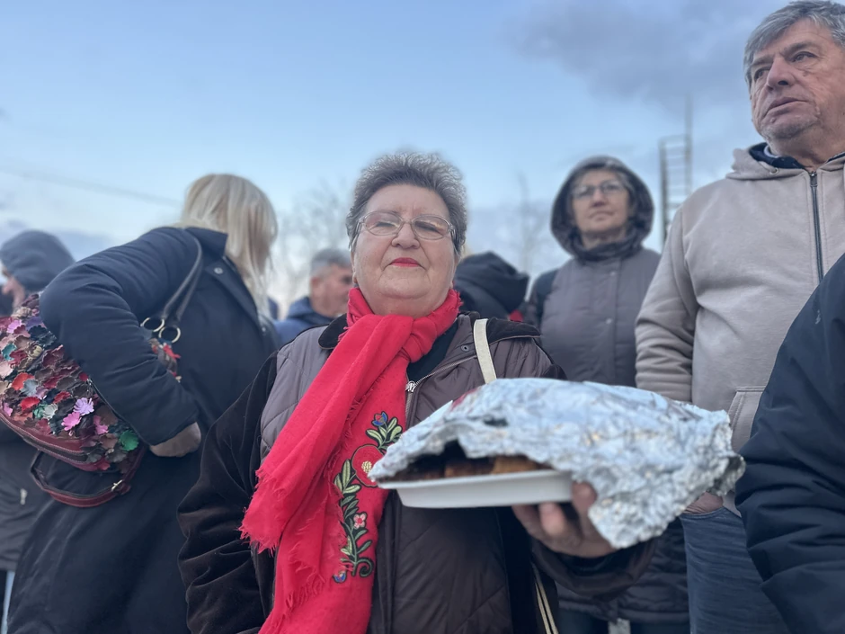 Srbi sa Kosova koji pešače do Beograda stigli u Kraljevo