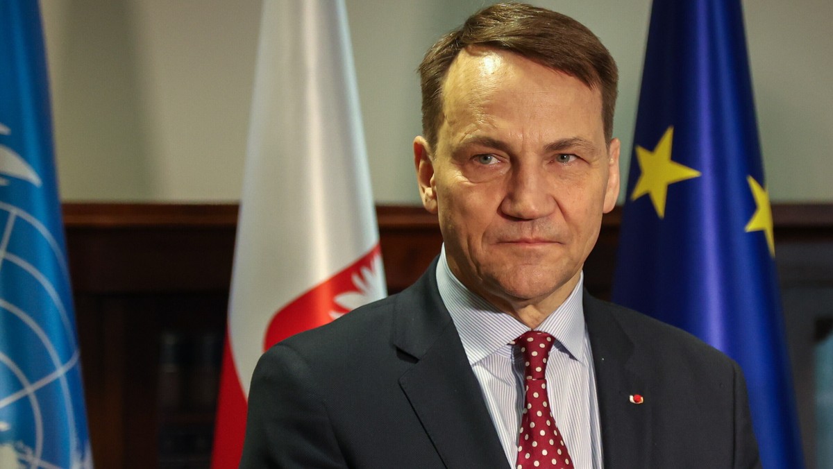 Szef MSZ Radosław Sikorski