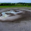 Zakazy mycia aut, podlewania ogródków i napełniania basenów. "Ujęcia nie dają rady"