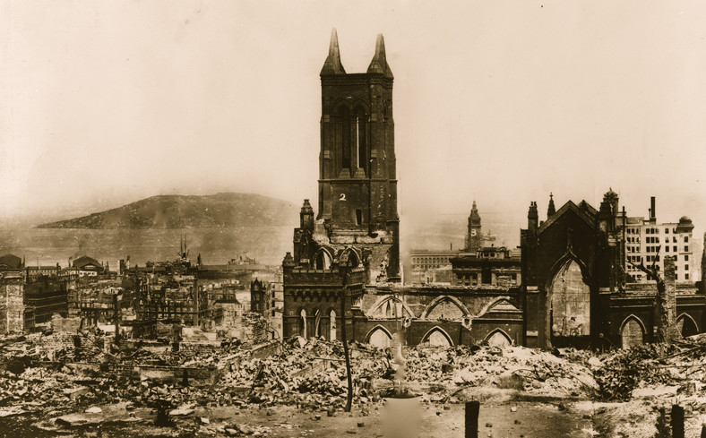 Ruiny Katedry Łaski Bożej w San Francisco, 1906 r.