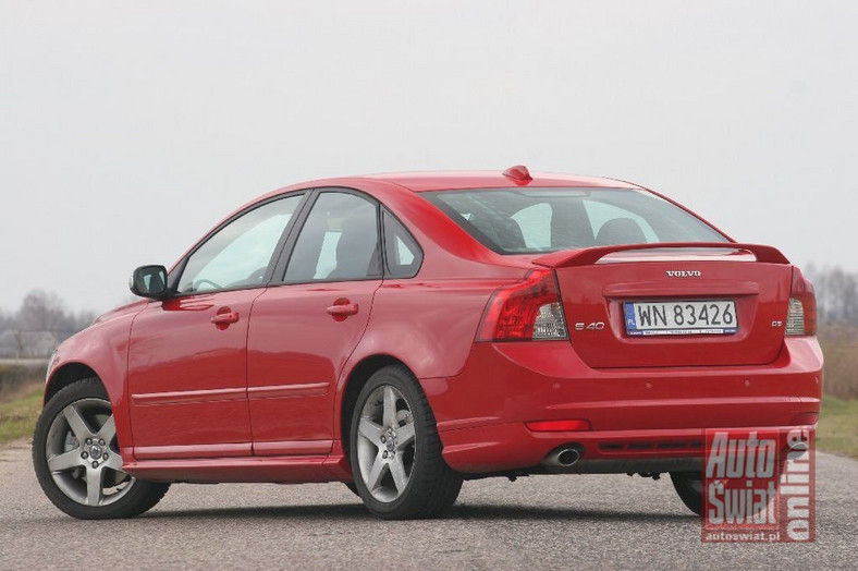 Volvo S40